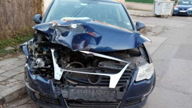 Полицаи откриха колегата им блъснал 2 коли в София на