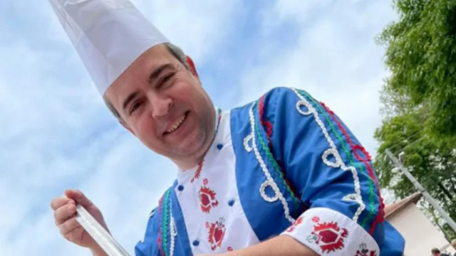 Известният кулинар Иван Звездев стана дядо