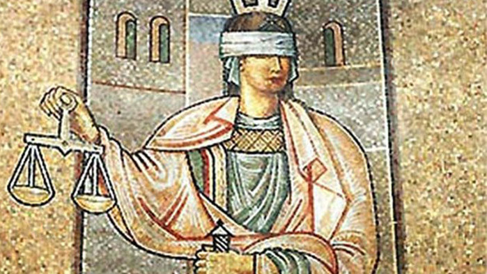 Постоянен арест за измамник, взел е 8500 лв. от възрастна жена