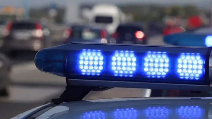 Автомобил на Националната служба за охрана е повреден след удар