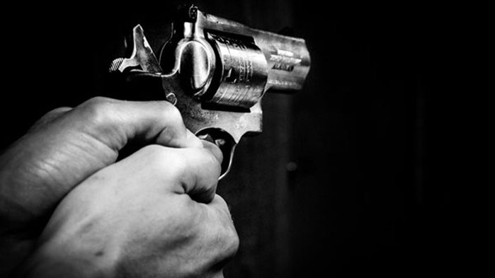 Мъж от Иван Вазово стреля с пистолет по свой съсед след пиянска свада