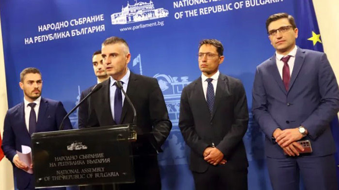 Опитва ли се служебният кабинет на върне Газпром в България