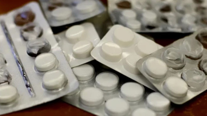 Здравният министър: Недостиг има на много малко лекарства, а не на 300 животоспасяващи медикамента