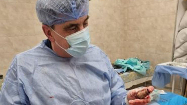 Лекари извадиха невзривена граната от тялото на украински войник