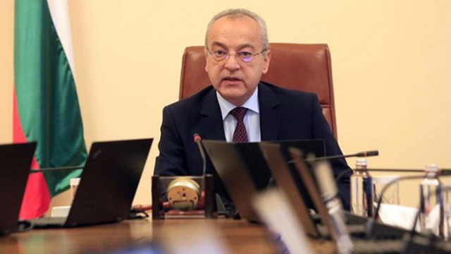 Ако всички говорят за третия мандат значи е време за