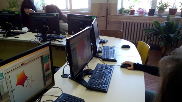Учениците във Варна с безплатни IT обучения