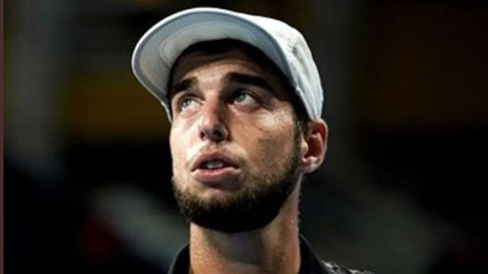 Адриан Андреев отстъпи 1:6, 2:6 на белгиеца Зизу Бергс и