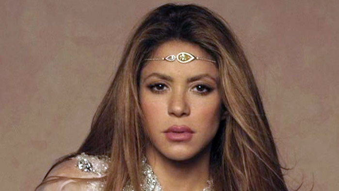Шакира към Пике в новата си песен: Замени Ferrari за Twingo