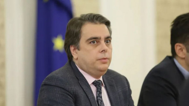 Бившият финансов министър Асен Василев е споделил намерението си да