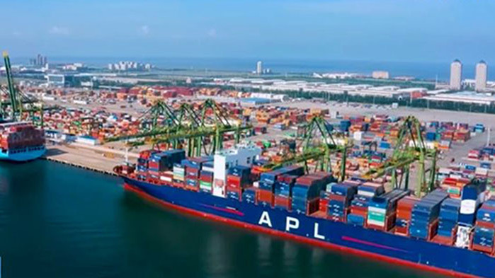 За първи път външната търговия на Китай надвиши 40 трилиона юана