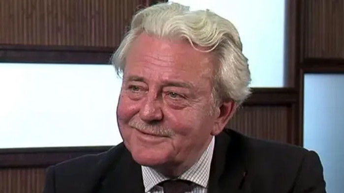 Дъщерята на Асен Агов се оказва, че е била шеф