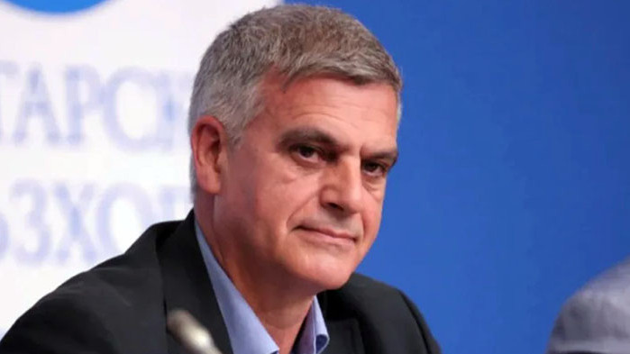 След като стана ясно, че президентът ще връчи третия мандат