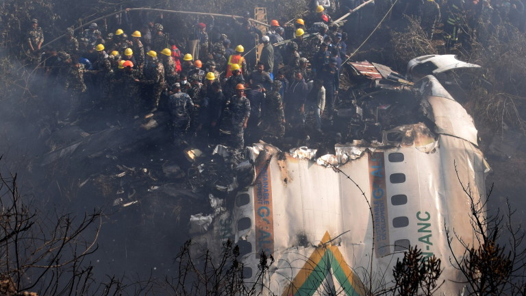 Няма оцелели при  в Непал и спасителната операция е приключила, съобщава Блумбърг.