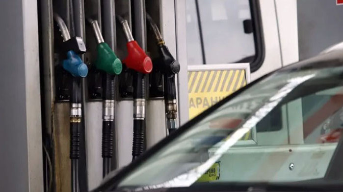 Цените на горивата у нас са спаднали с около 20%