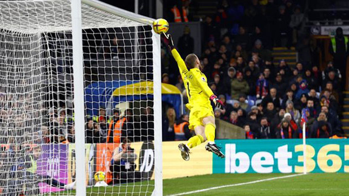 "Юнайтед" си намери майстора - "Кристъл Палас" спря "червените дяволи"