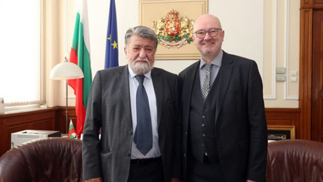 Председателят на Народното събрание Вежди Рашидов се срещна с ръководителя