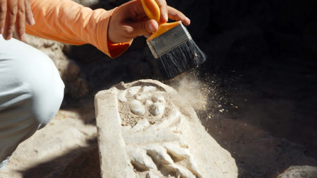 Откриха антична гробница край Неделино  съобщава БНР Откритието е направено по