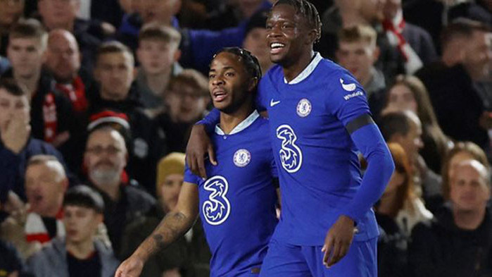 "Челси" пръснал 3 млрд. евро за трансфери