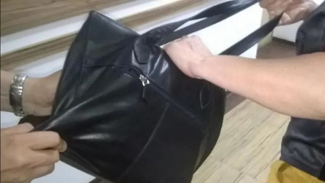 За няколко часа полицията във Варна разкри и задържа крадец на дамска чанта