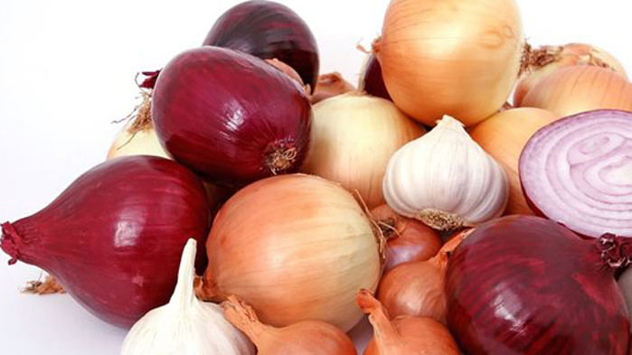 Консумацията на лук може да помогне за поддържането на костите