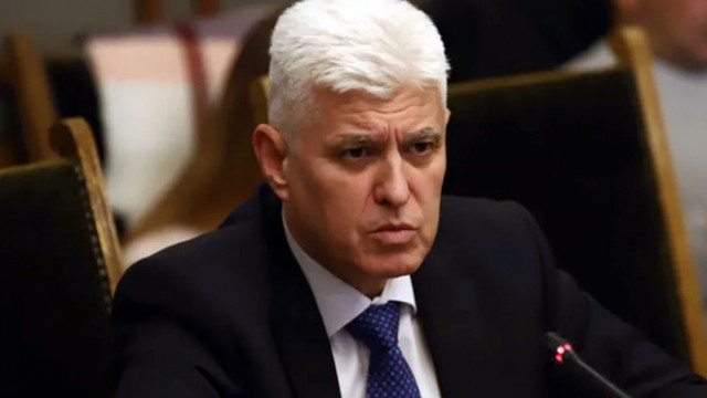 Служебният министър на отбраната Димитър Стоянов като главен секретар на