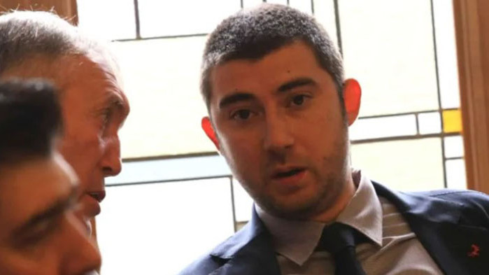 От Фейсбук профила на Карлос Контрера от ВМРО Ортакът на