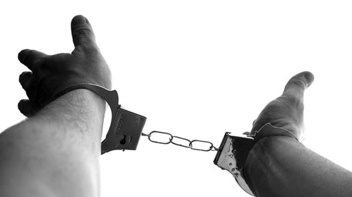 Задържаха двама в Боровец за шофиране под въздействие на алкохол и наркотици