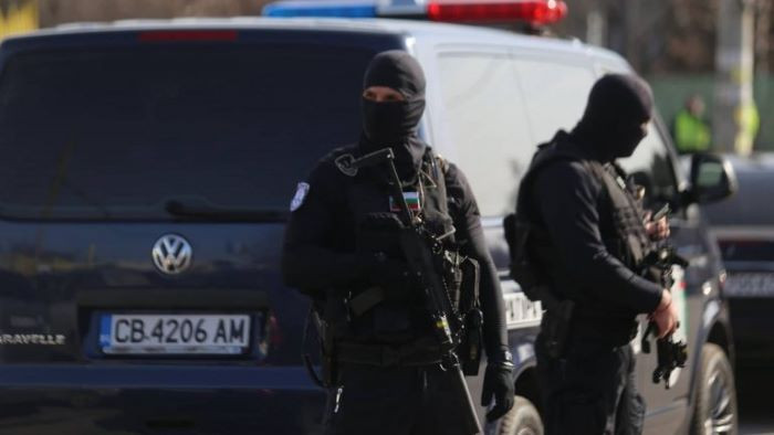 12 души са задържани от варненската полиция в днешната специализирана полицейска операция