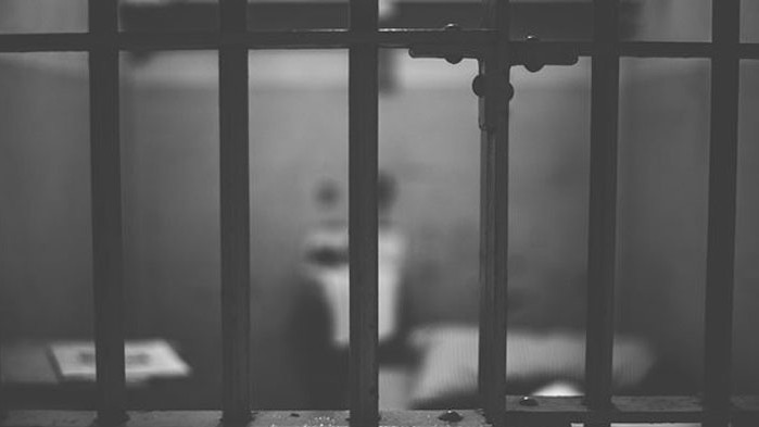 Осъдиха до 8 години затвор банда, набирала българи за биячи във Франция