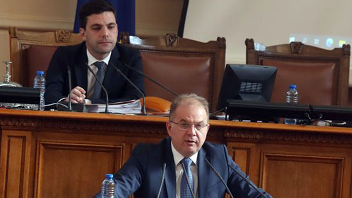 Предложението е на Възраждане Парламентът прие на първо четене промени