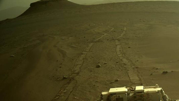 Пясъчни бури и силни ветрове на Марс установи марсоходът Пърси