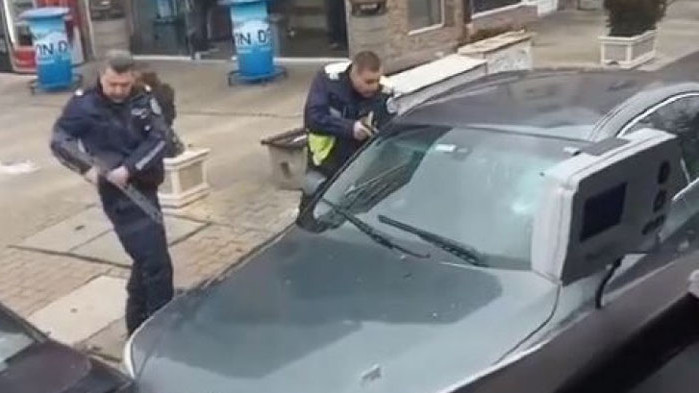 Тенчо Тенев за ареста в София: Нямам обяснение защо вратата е била изкъртена