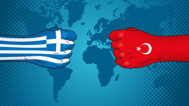 Гърция захапа Турция, че седи на скамейката във войната срещу Украйна