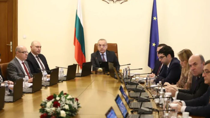 Колеги, благодаря ви, че преди 6 месеца проявихте смелост, а