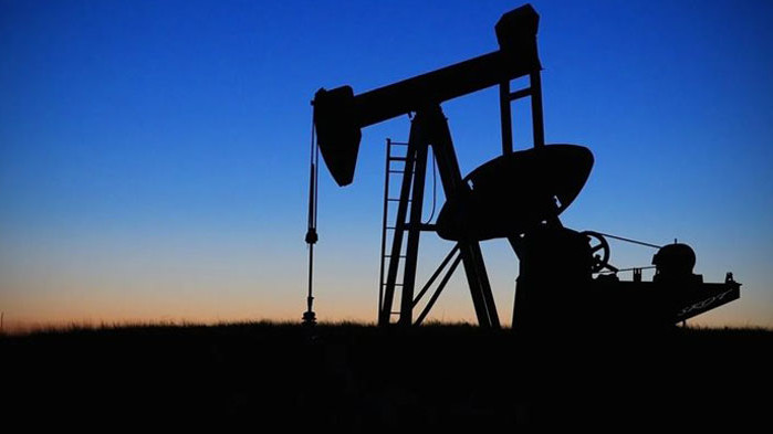 Цената на петрола се стабилизира, но върви към спад втора седмица