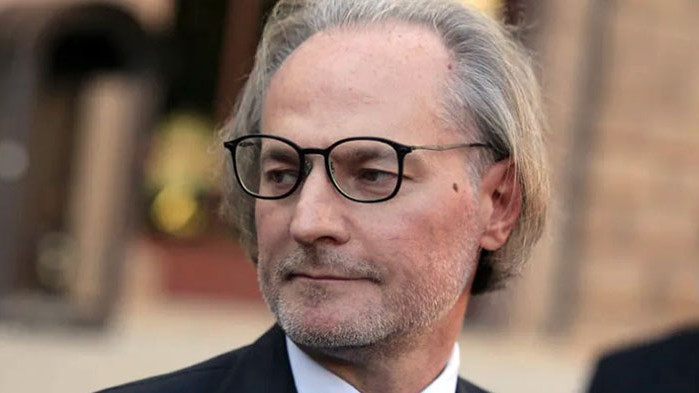 Задкулисието стои зад създаването на Продължаваме промяната (ПП), както и