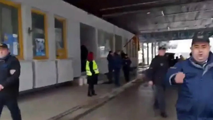 Граничари от РСМ биха народен представител от „Възраждане” (ВИДЕО)