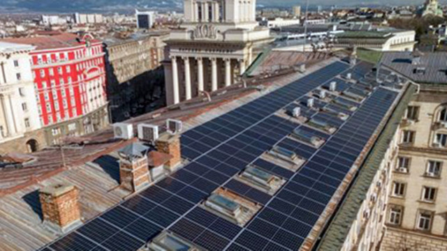 Соларни панели с мощност 90 киловатчаса ще захранват сградата на