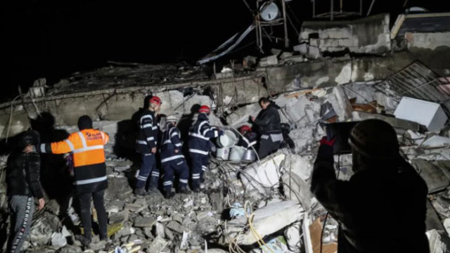Над 4300 души са загинали при опустошителните земетресения в Турция