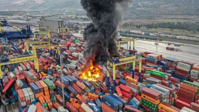 Огромният пожар избухнал след земетресението се разпространява в пристанището Искендерун