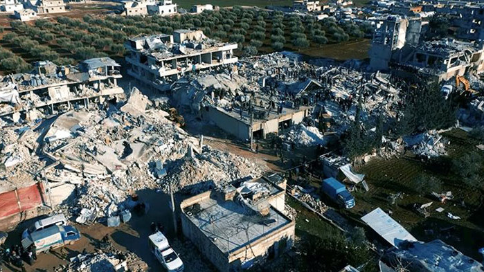 Най-малко 8700 души са загиналите при унищожителните земетресения в Турция