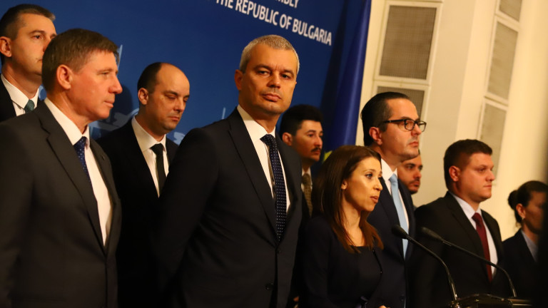 От ПП Възраждане се похвалиха, че са събрали над 201