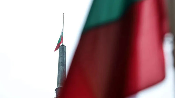 С писмо до редица институции и медии министър-председателят Гълъб Донев