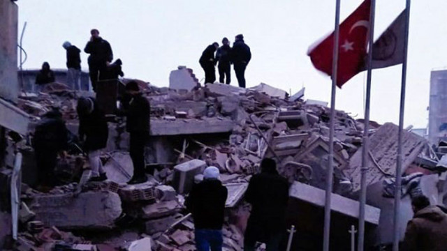 Следствие на опустошителното земетресение ударило южната част на страната Турция
