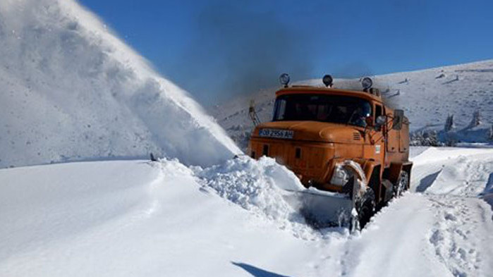 Отпада ограничението моторните превозни средства, с които се пътува към