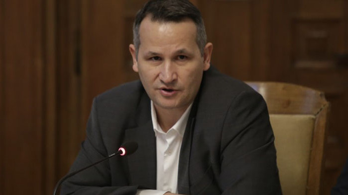 Политиката трябва да носи надежда, да въвлича и да ангажира