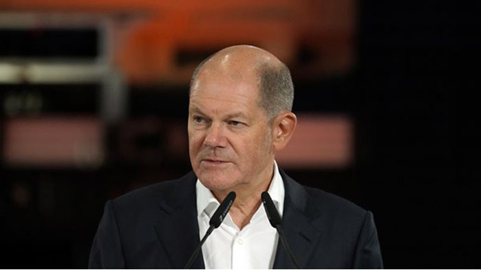 Партията на канцлера Шолц губи тежко регионалните избори в Берлин