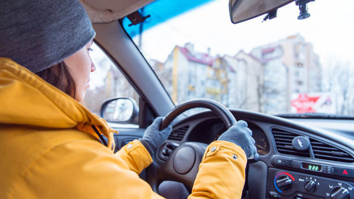 Какво да не правим с колата през зимата: 5 правила, които не се спазват