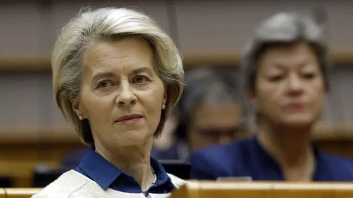 Европейският съюз се готви да изпрати още палатки, одеяла и