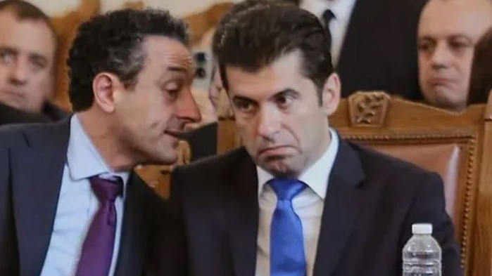 Целта на Продължаваме Промяната“ и Демократична България“ е да бъдем